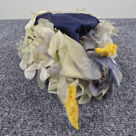 Lot of 3 Vintage Women's Cocktail Fascinator Hats + Box Needs Cleaning & Shaping - Picture 5 of 16